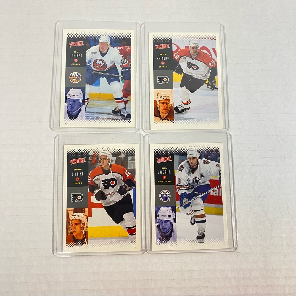 Hockey Cards Lot of 33 - Picture 2 of 3
